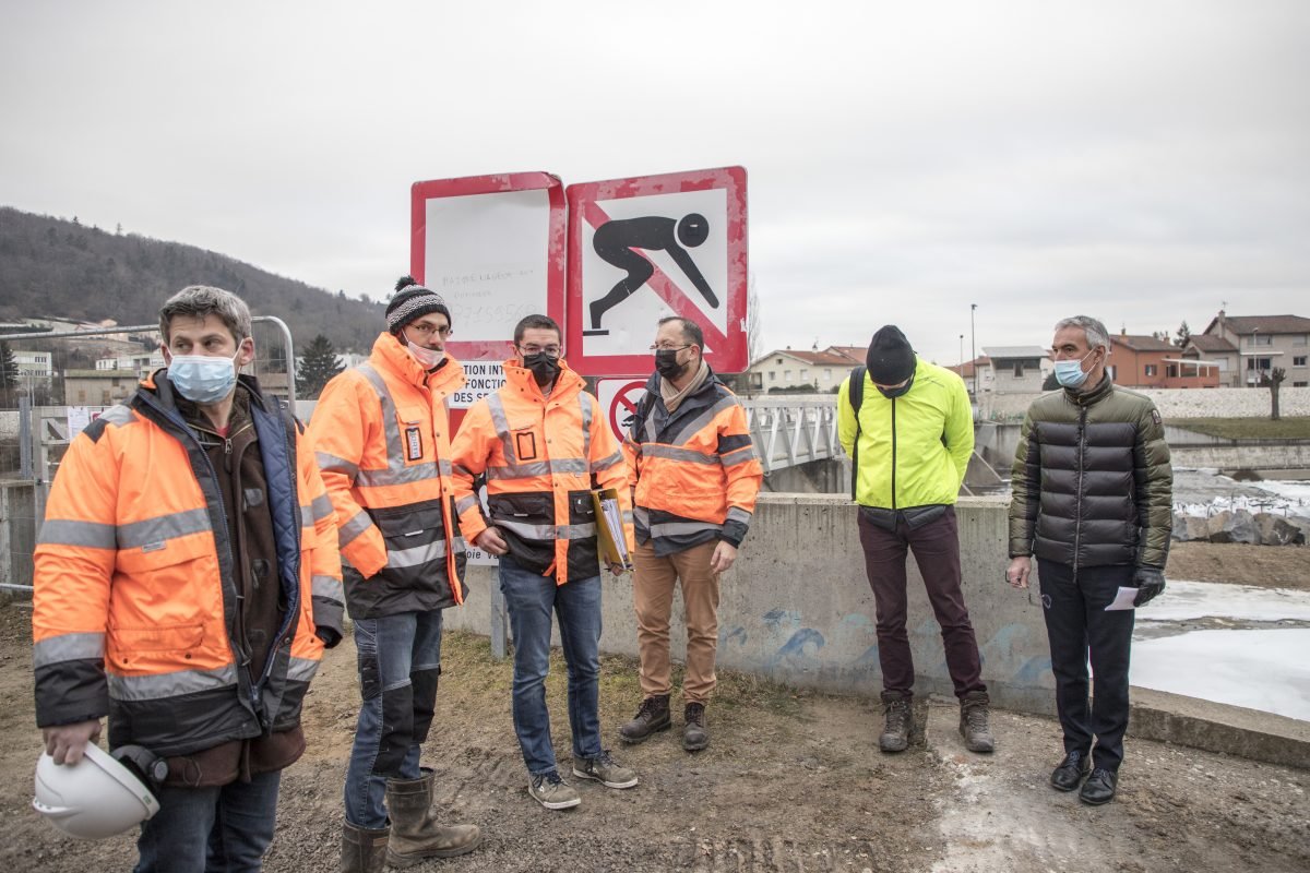 Les travaux de réhabilitation du seuil mobile de l’Audinet sur la Loire en passe de se terminer !