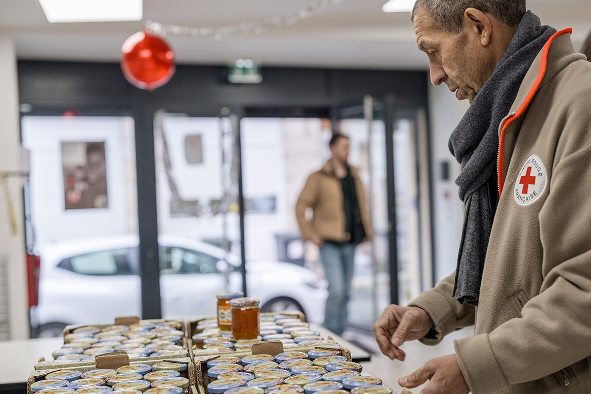 75 kg de miel offerts à la Croix-Rouge !