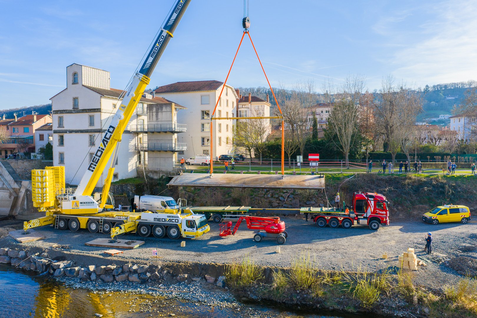A Brives-Charensac, des moyens spectaculaires… pour un projet structurant, au service de l’attractivité de notre territoire !